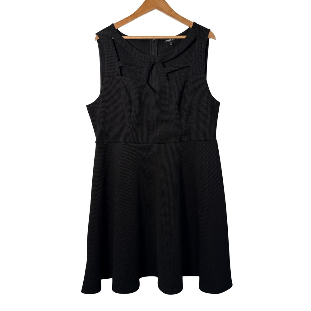Torrid Womens Black Lattice Cutout Neck Textured Skater Dress Size 16 Sleeveless